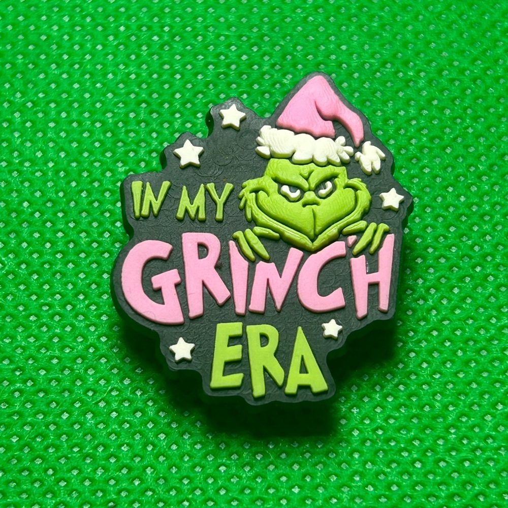 🌼 (5/$10 or 10/$15) NEW “Grinch Christmas” Fun Croc Shoe Charm Collection